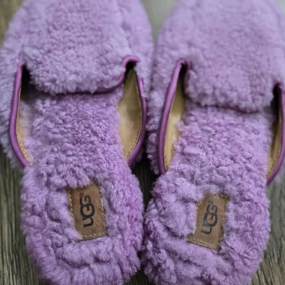 UGG Purple and Tan Fuzzy Slippers - Picture 2 of 4